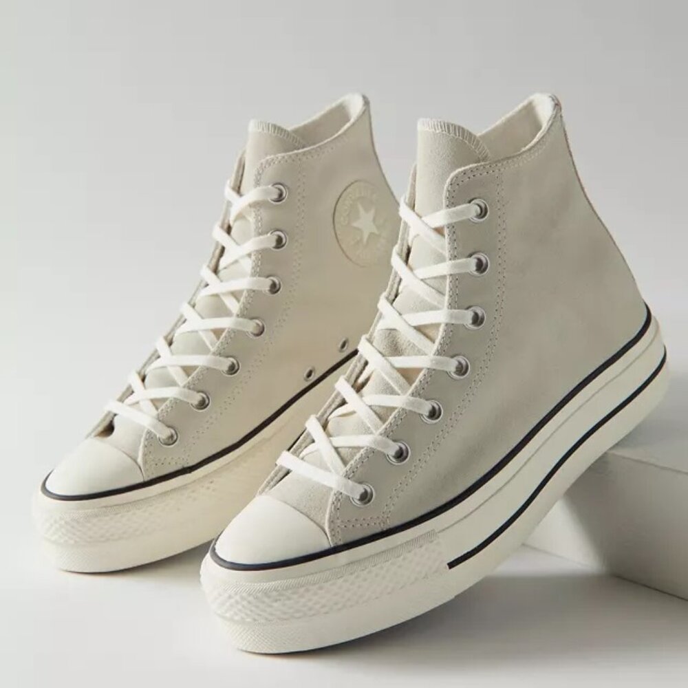 NWT W's Converse Ctas Lift Hi Suede Fleece Sneakers